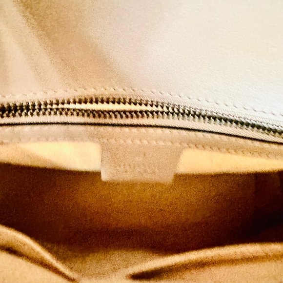 NWOT AUTH GUCCI GG MARMONT SMALL TOP HANDLE SATCHEL SHOULDER BAG 498110.204991 - Picture 11 of 14